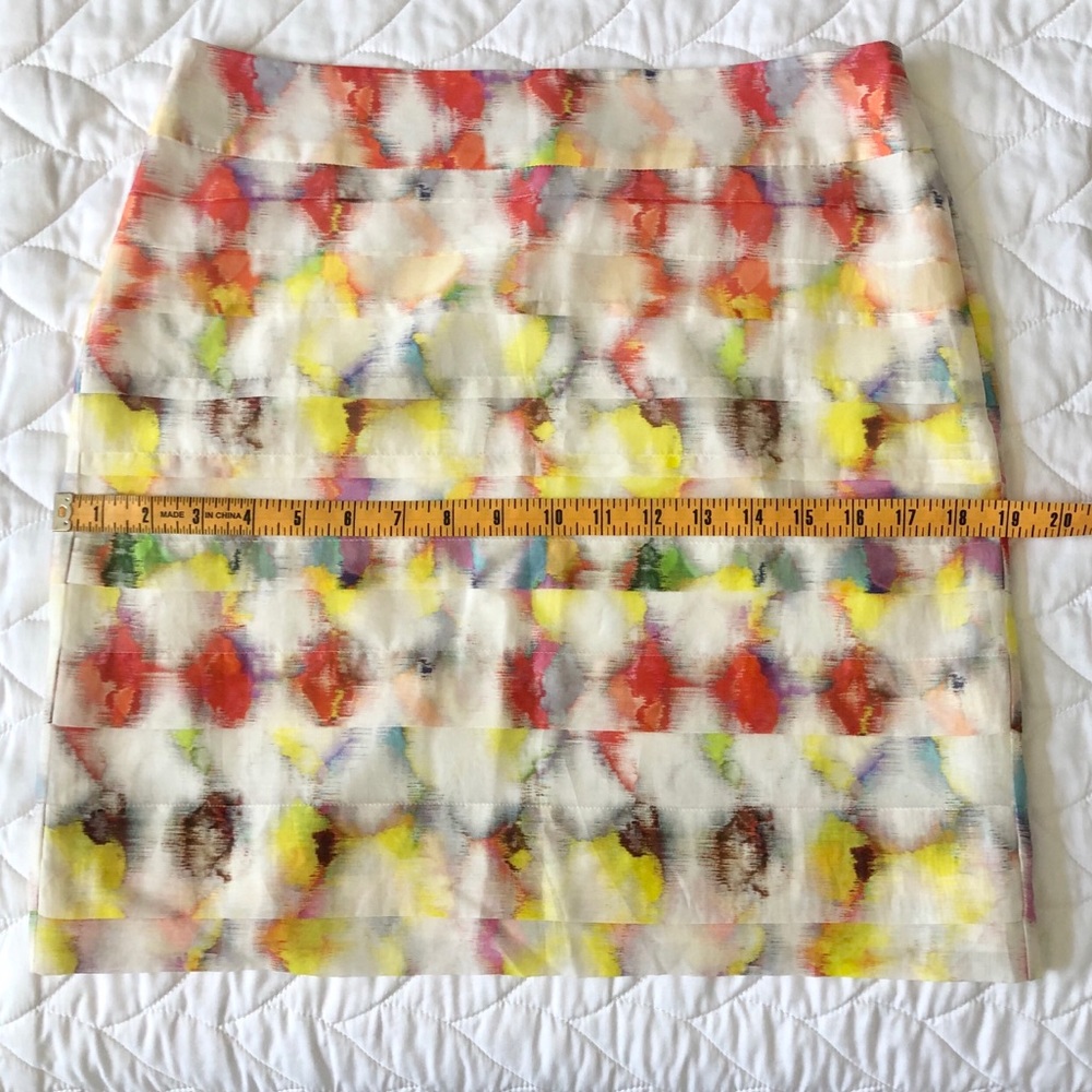 Ann Taylor Silk Ruffle Skirt • Size 4 - Picture 10 of 11